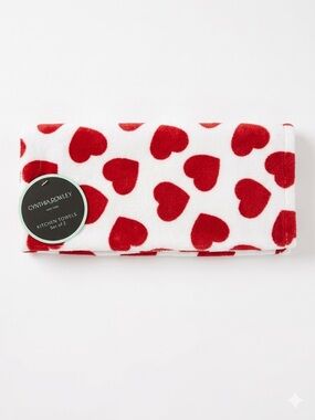 Cynthia Rowley Red Heart Print Kitchen Towel Duo